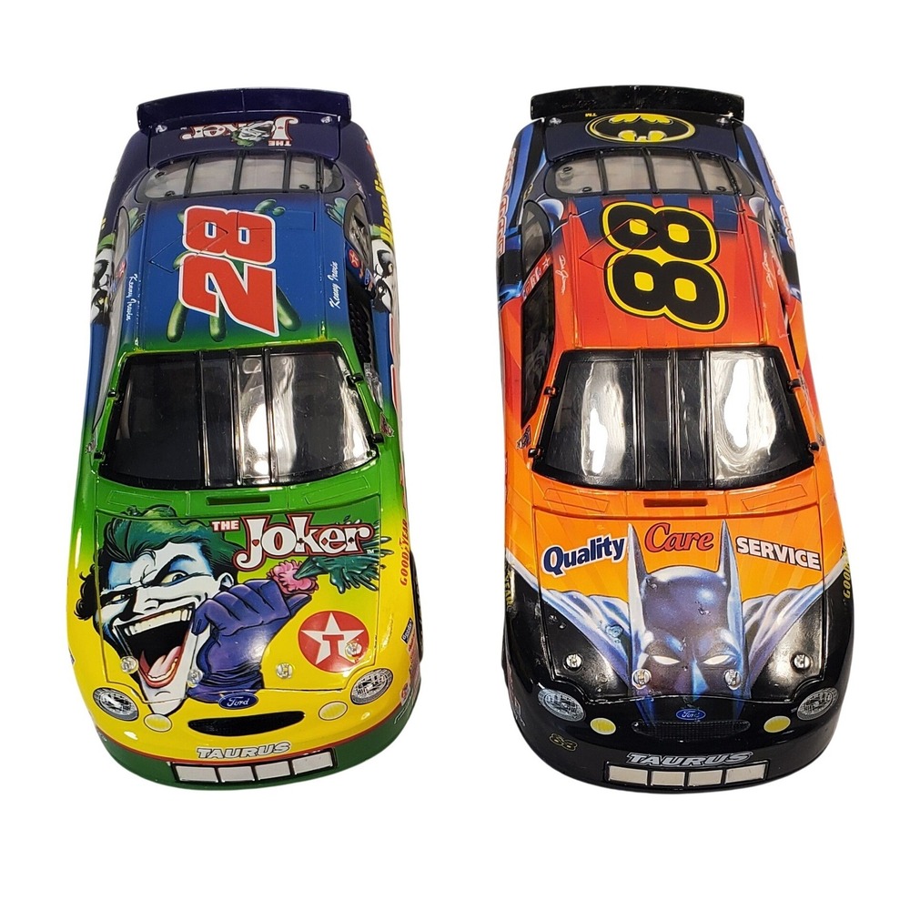 1:24 RCCA ELITE(S) 1998 BATMAN AND JOKER SET Dale Jarrett, Kenny Irwin 2 Car Set